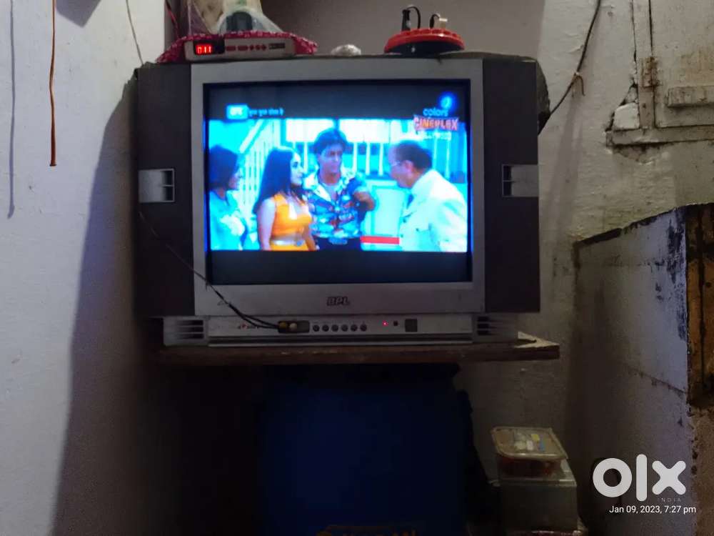 BPL TV 21inch 3'000 old model good condition running TV