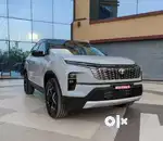Tata Safari Accomplished Dual Tone AT, 2025, Diesel