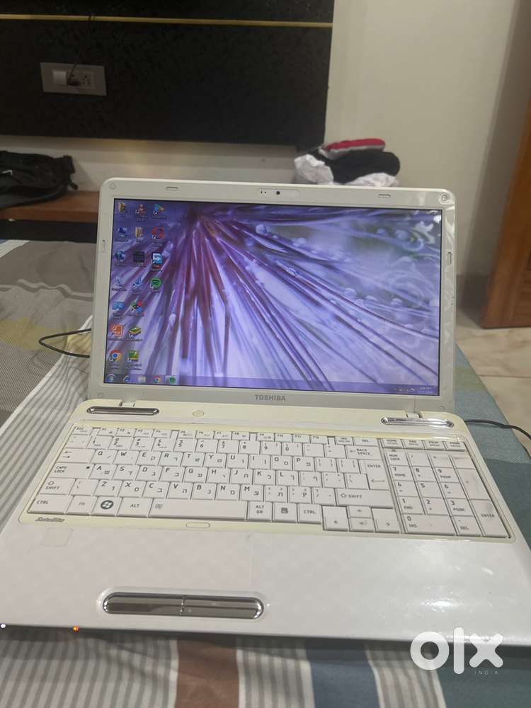 Toshiba L750D laptop