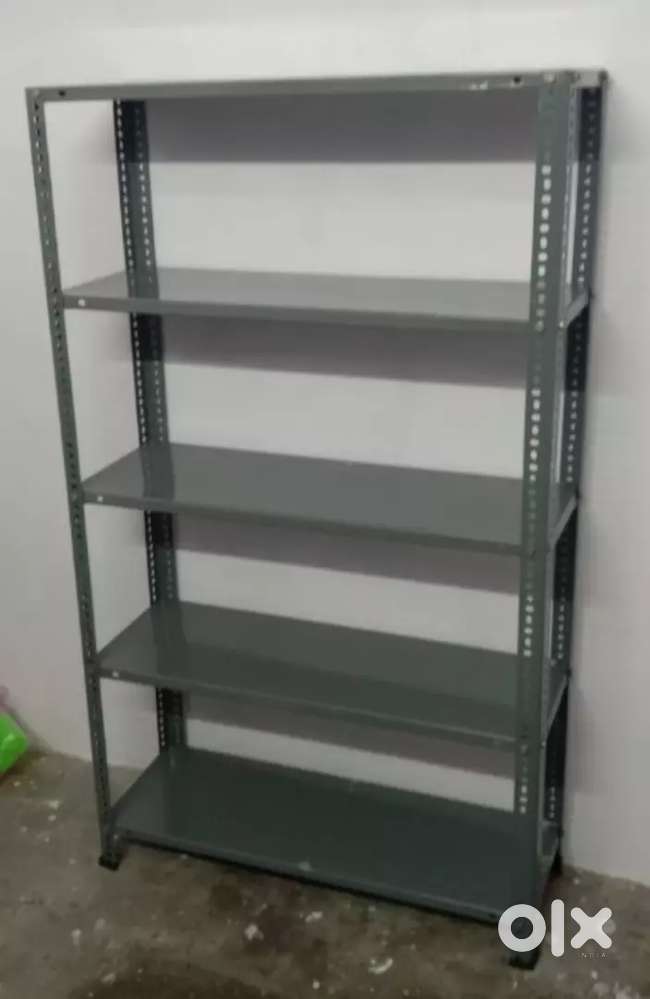 Free home delivery. New steel dress rack