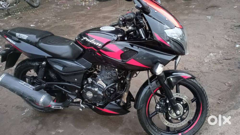 2023 Pulsar 220F Only 12300 KM Run