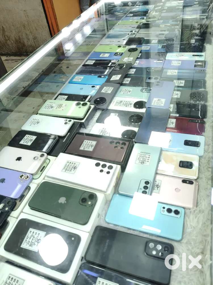Big Sale on Premium 5G Smartphones mi oppo vivo one plus all brands