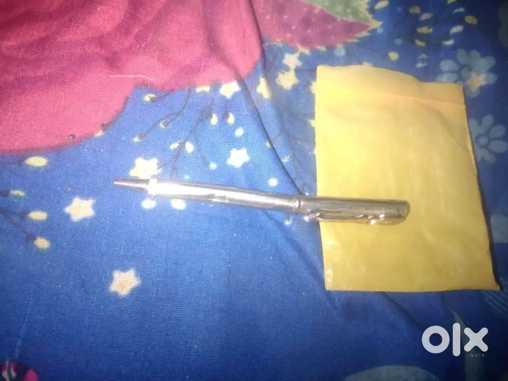 Silver pen