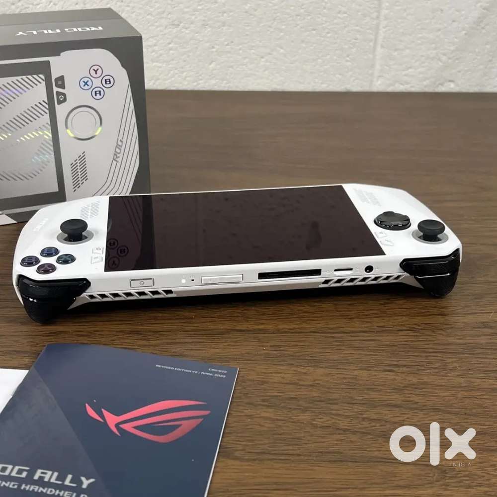 ASUS ROG Ally AMD Ryzen Z1 512GB SSD 16GB RAM Gaming Handheld Console