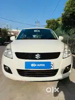 Maruti Suzuki Swift LXI Option, 2011, Petrol