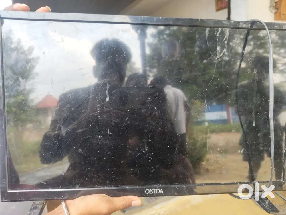 Onida tv 24 inch