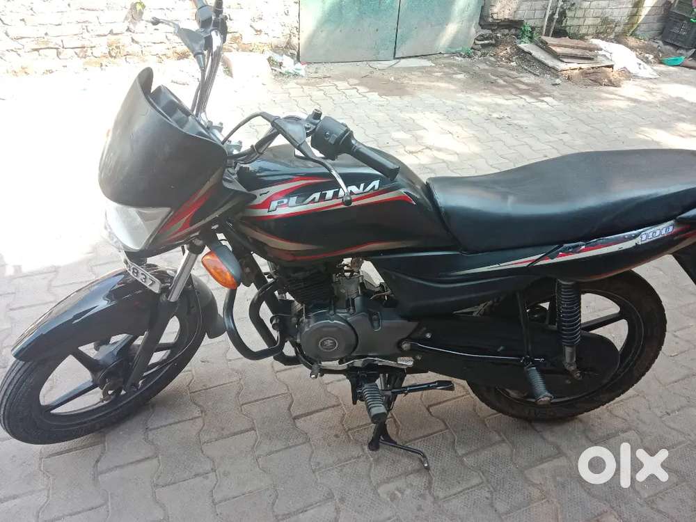 PLATINA with excellent condition.