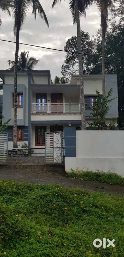 Vithura വീട് 4 വർഷം ഒറ്റിയ്ക്കു കൊടുക്കും