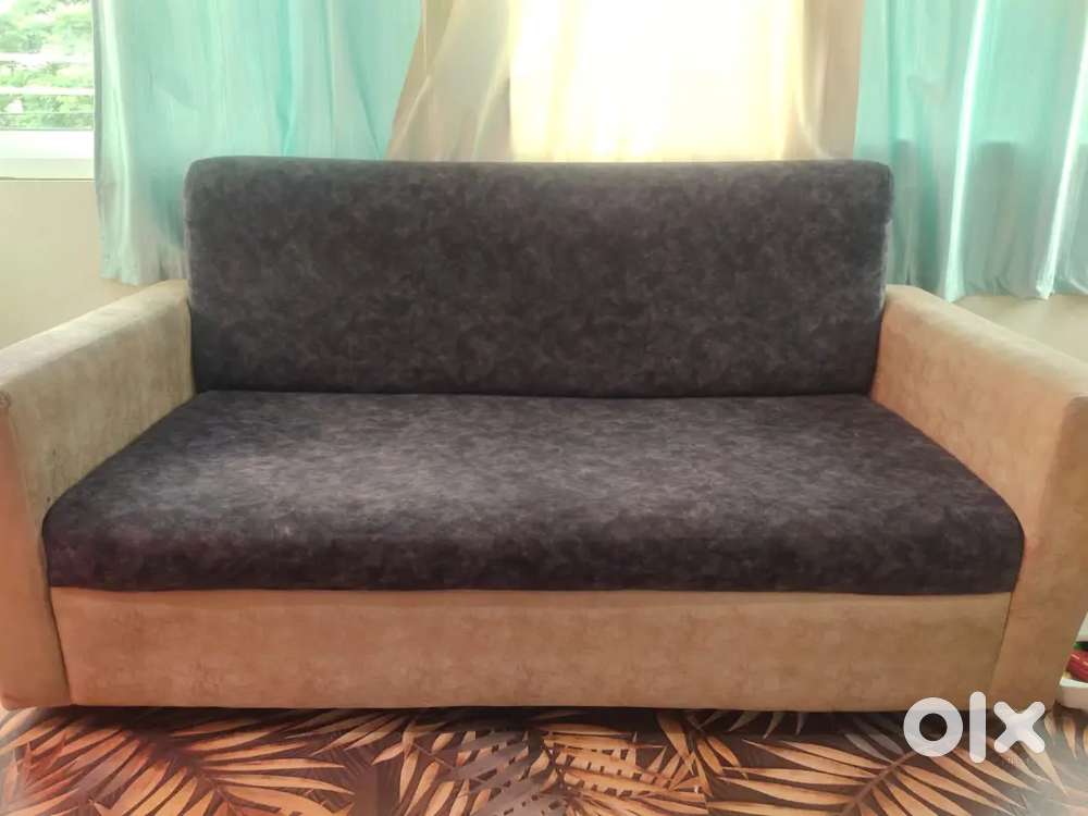 Used 3 seater Comfort Leather Sofa for Sale 1 year old