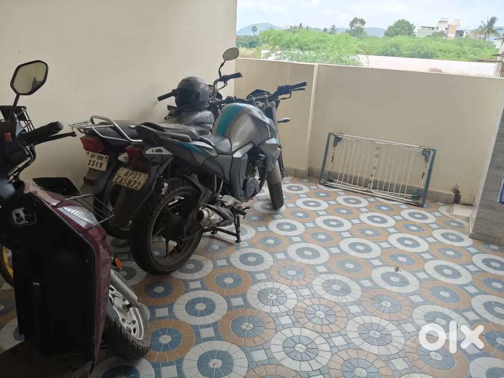 Yamaha FZ-S 2017 excellent Vehicle Showroom maintenance