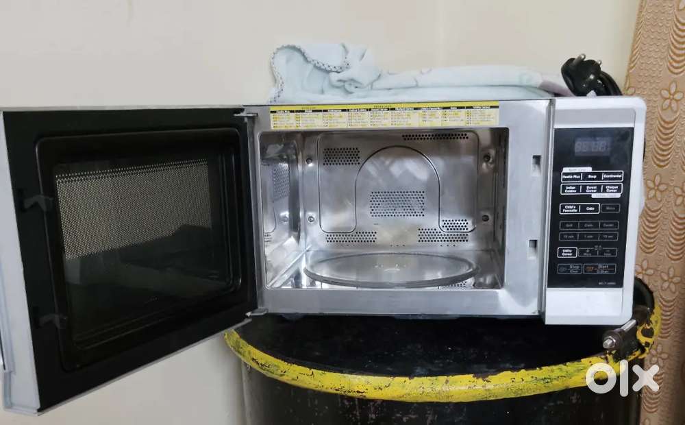 Microvave oven with convection (LG ) 24 liter