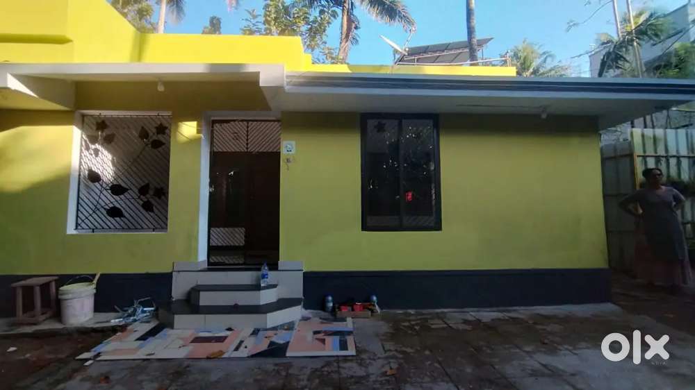 House for rent at Perumpazhuthoor