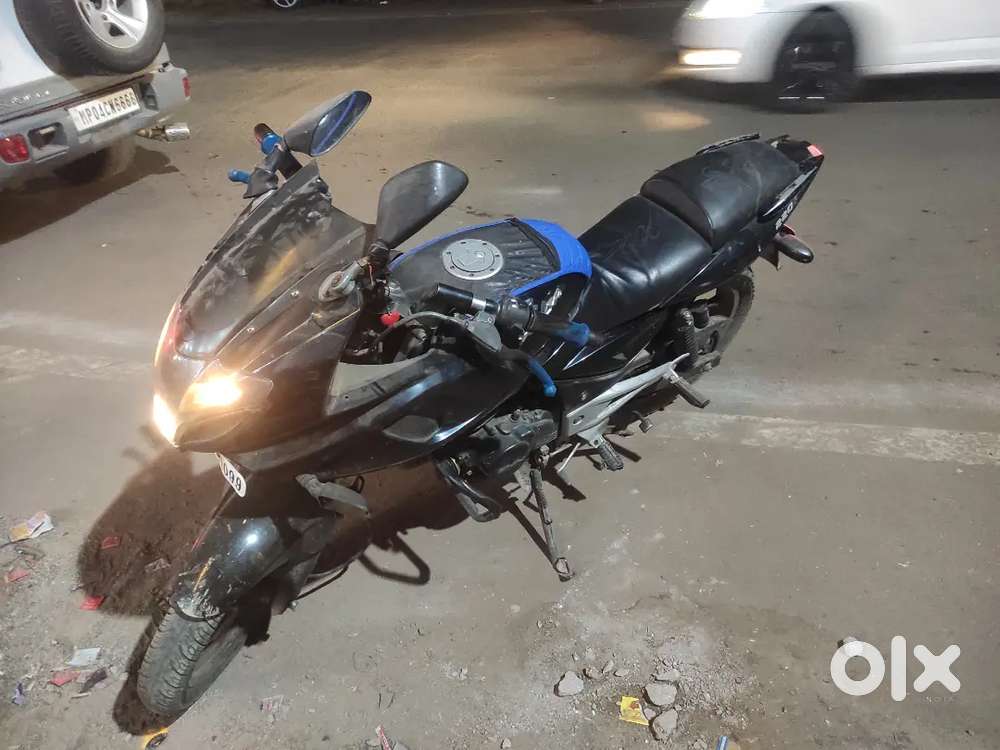 Gadi chalu condition mein