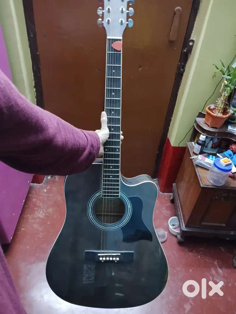 Techno brand new guitar