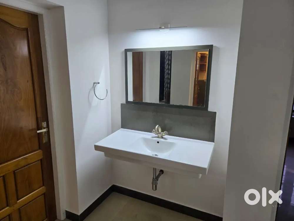 3 BHK HOUSE 12000 RENT PALLIMUKKU 2 BHK HOUSE 12000 RENT THATTAMALA