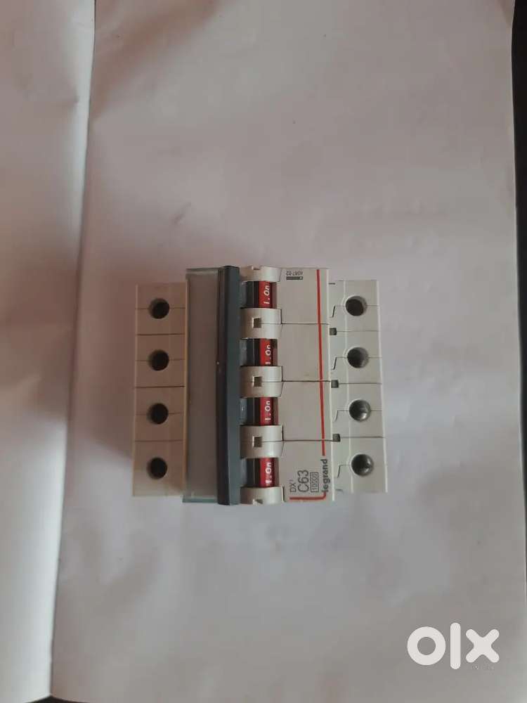 Main switch shutter