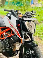 Duke 125 , low km