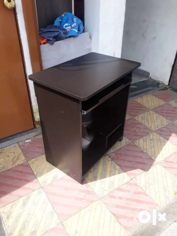 Brand New Study or Computer Table High Quality storng