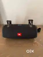 JBL Xtreme 2 + box, strap, charger, carrying case