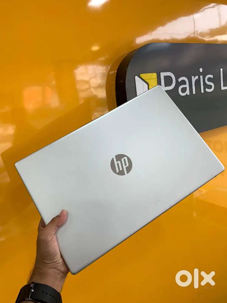 Hp 15 i5 with company warranty