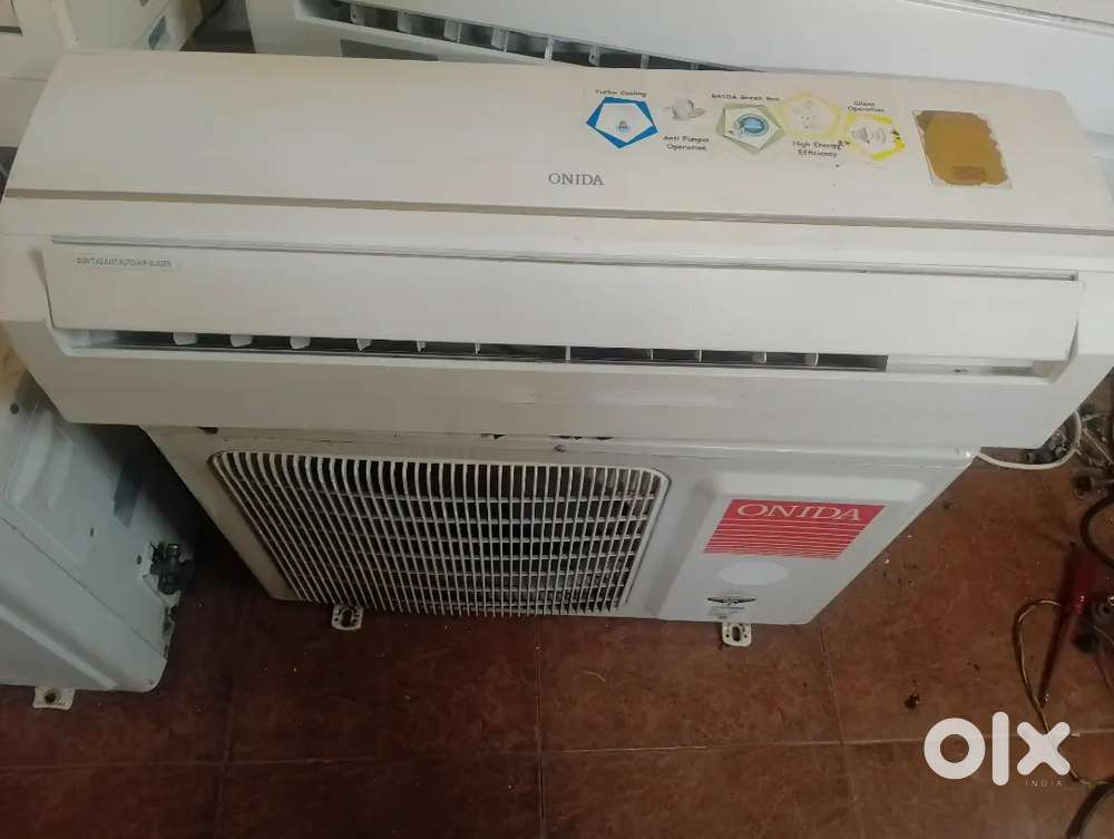 Good condition ac 1 .Ton 1.5 Ton