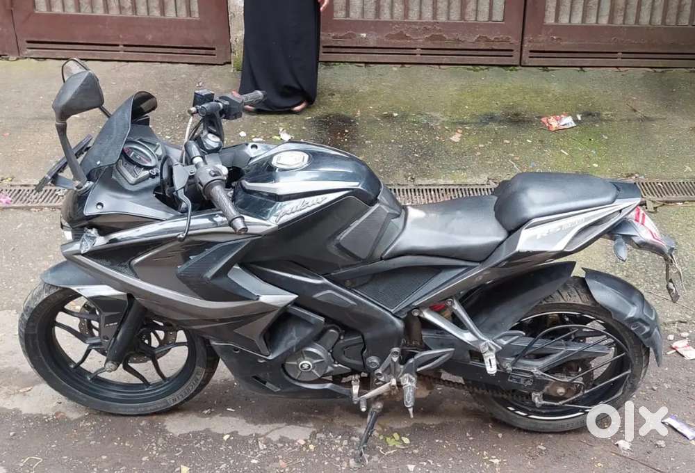 Rs 200 good condition first owner