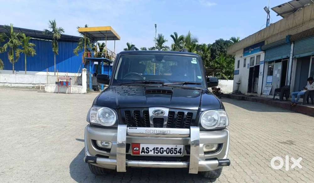 Family driven mint condition Black Scorpio for immediate sale