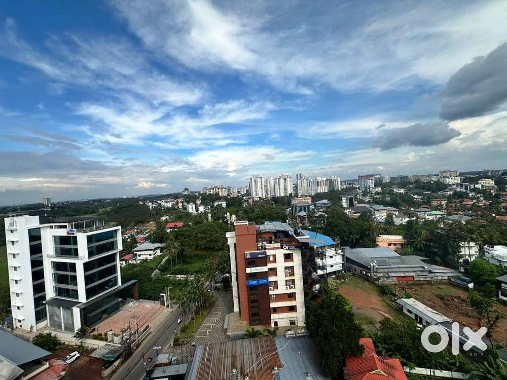 3 BHK 2200 SQFT SPACIOUS NOEL FLAT KAKKANAD TOWN