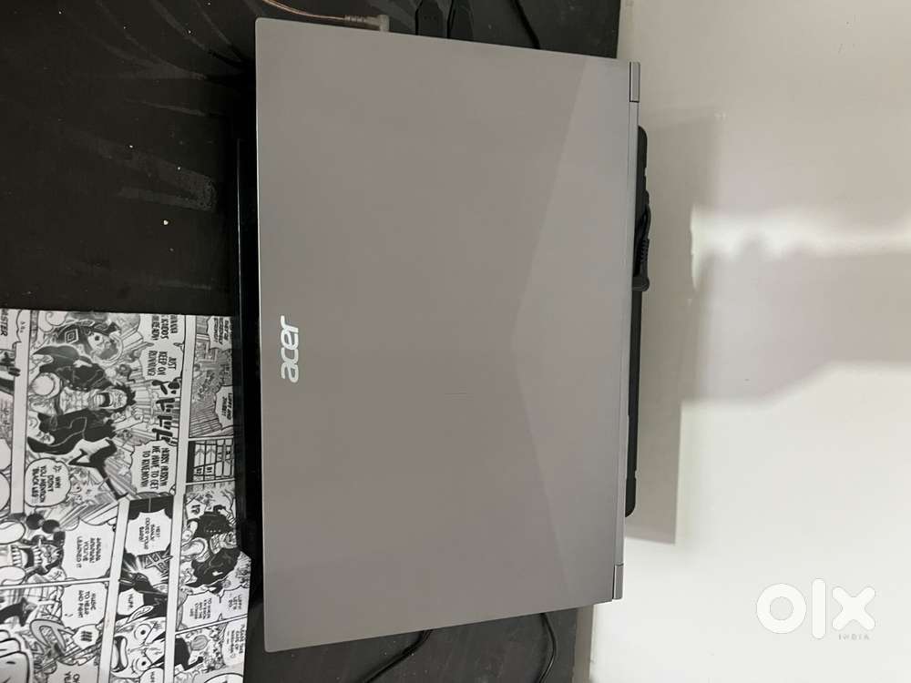 Acer alg i7 , Rtx 3050 ,16gb ram , 500gb ssd  ,144 hz refresh rate