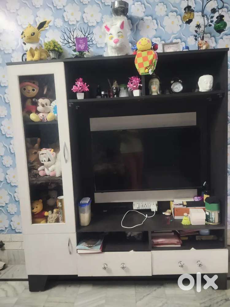 32 inch LED unit stand