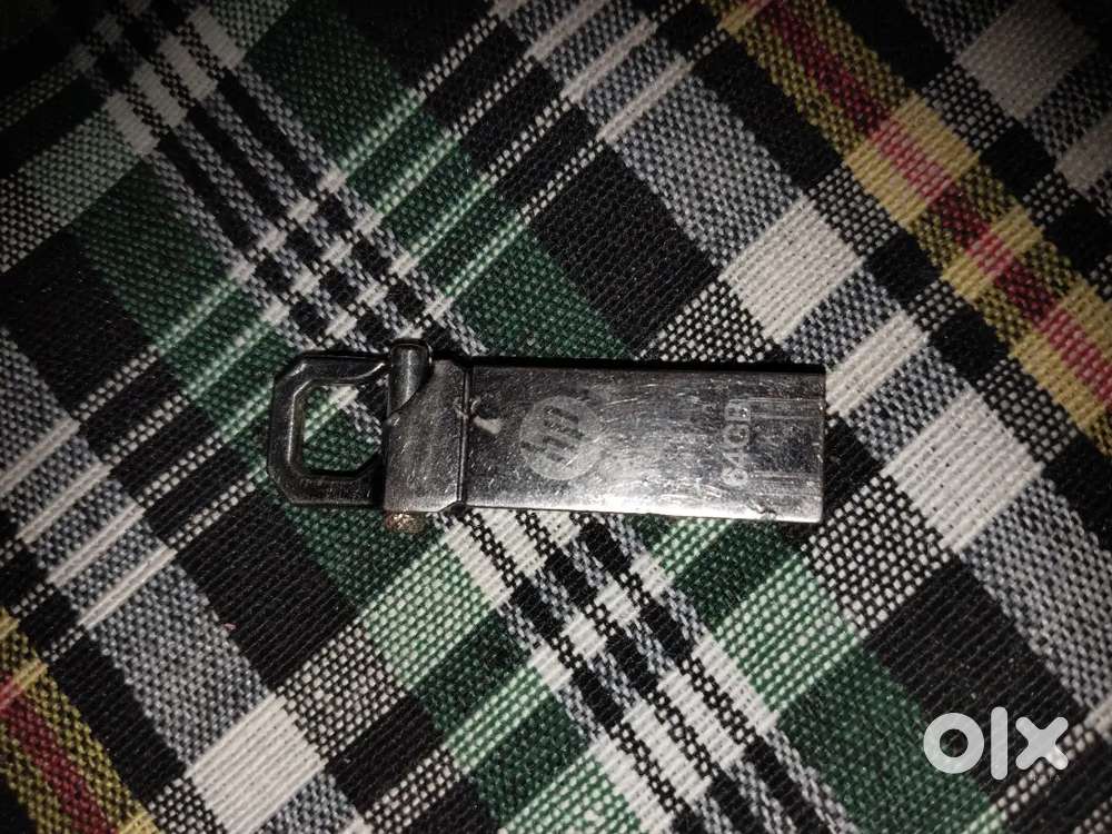 H P 64 gb pendrive