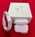 Apple AirPods Pro (2nd Gen) – Full Kit | Excellent Condi - In Warranty