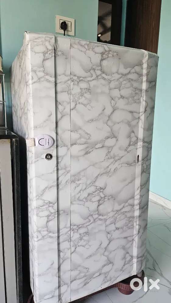 Hire 180 ltr single dore fridge
