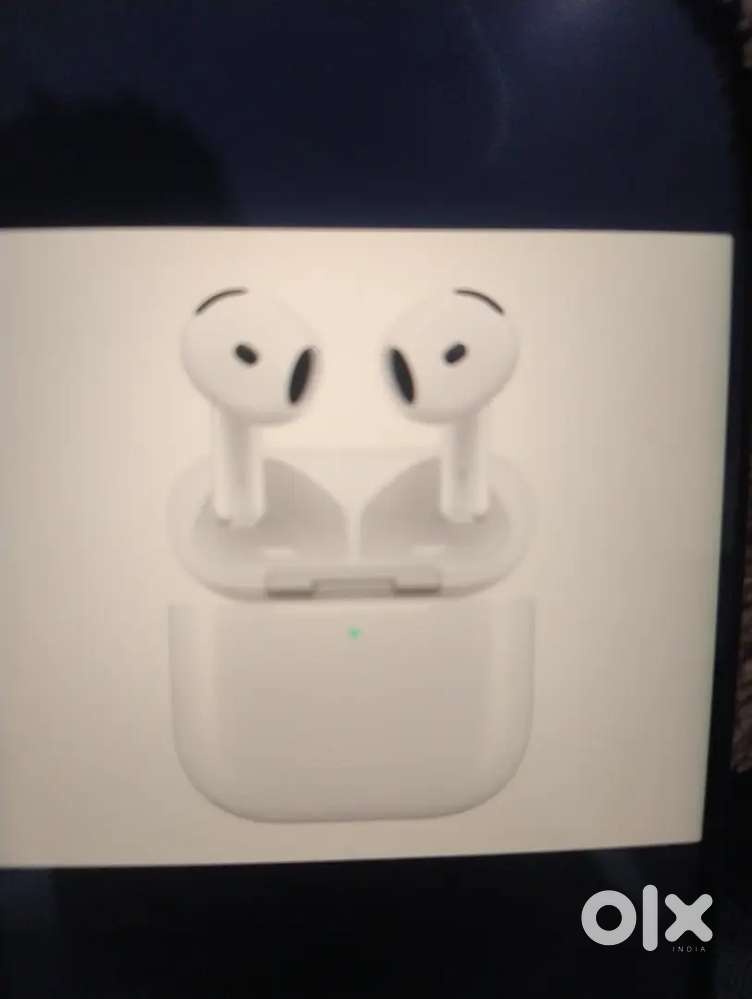 Apple Airpods 4 with Active Noise Cancellation
