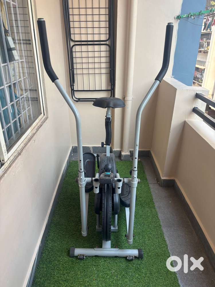 Reach Excercise bike with excellent condition