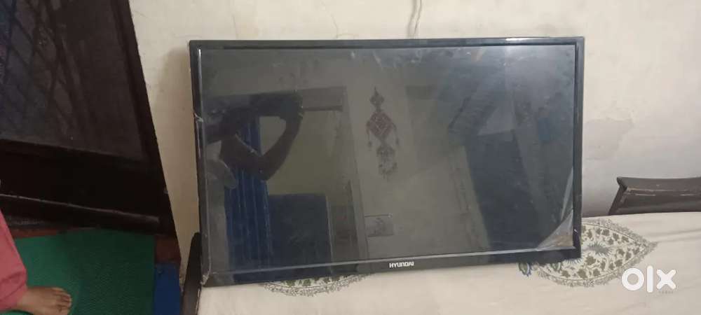 Hyundai led tv