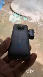 Insta360 X2