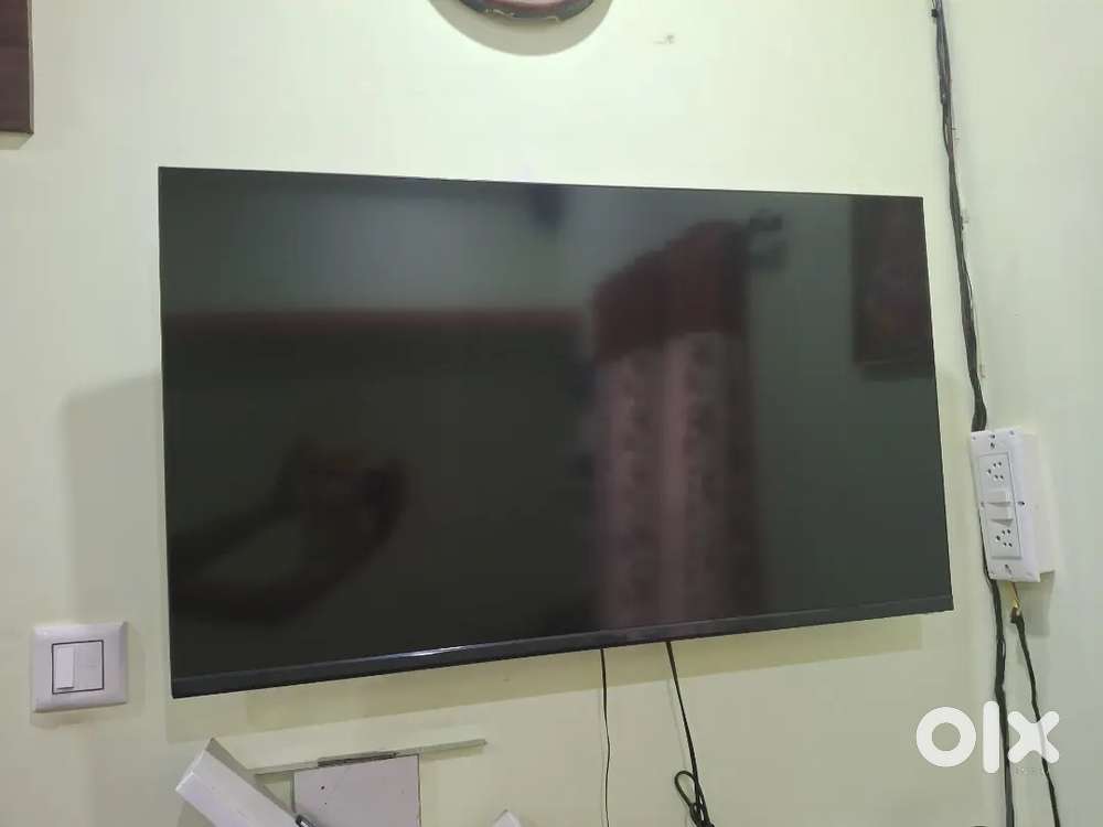 Chrome tv for sale 8 month's old tv