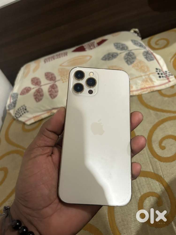 I phone 12 pro max.  256.