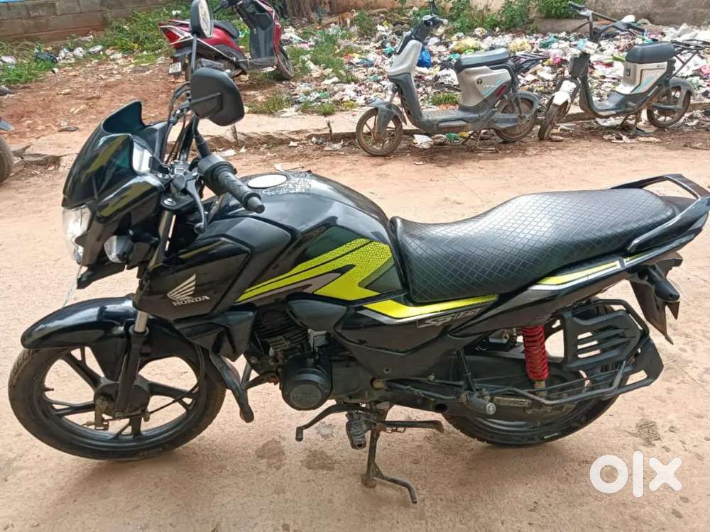 One hend  engen not open very good condition price negotiable