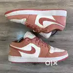 Air Jordan low original size 7.5