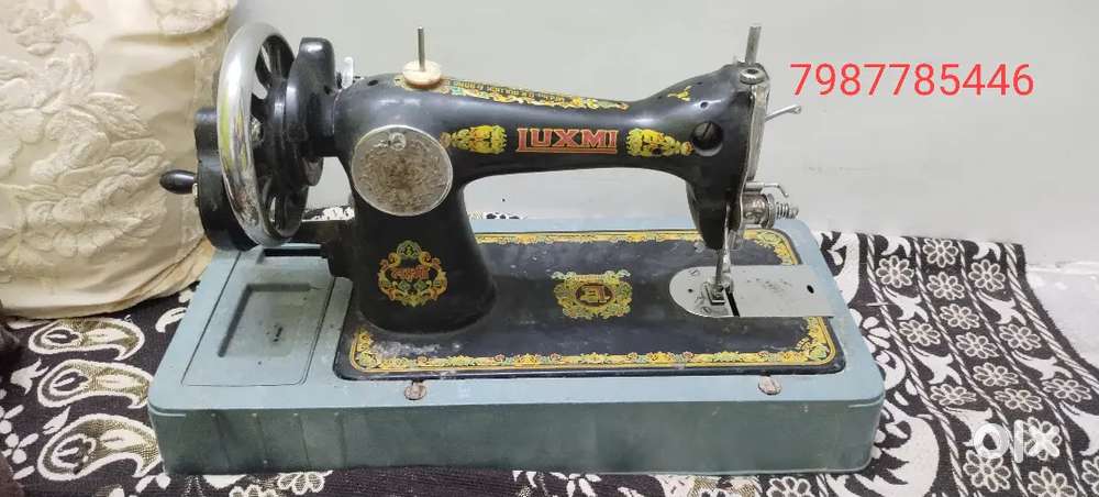 Laxmi company running condition silai machine