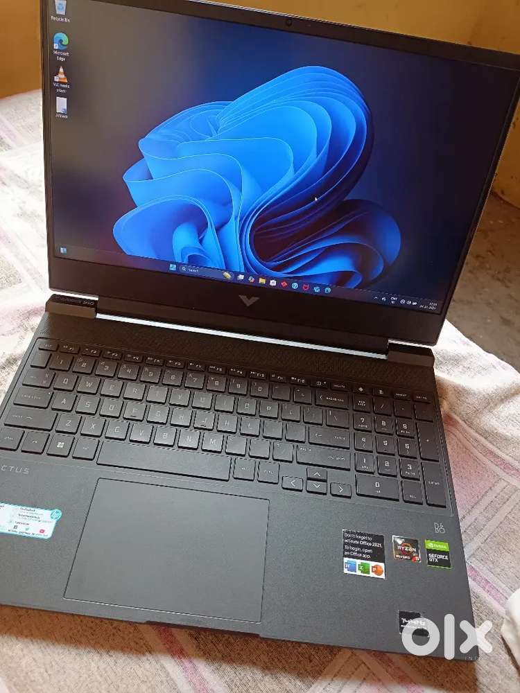HP VICTUS GAMING LAPTOP