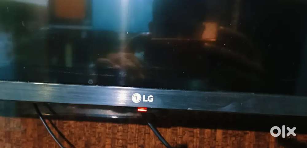 LG 43 inc 4K Smart Tv with magic remote