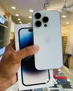IPHONE 14 PR0 second handed model at genuine price in your budget.