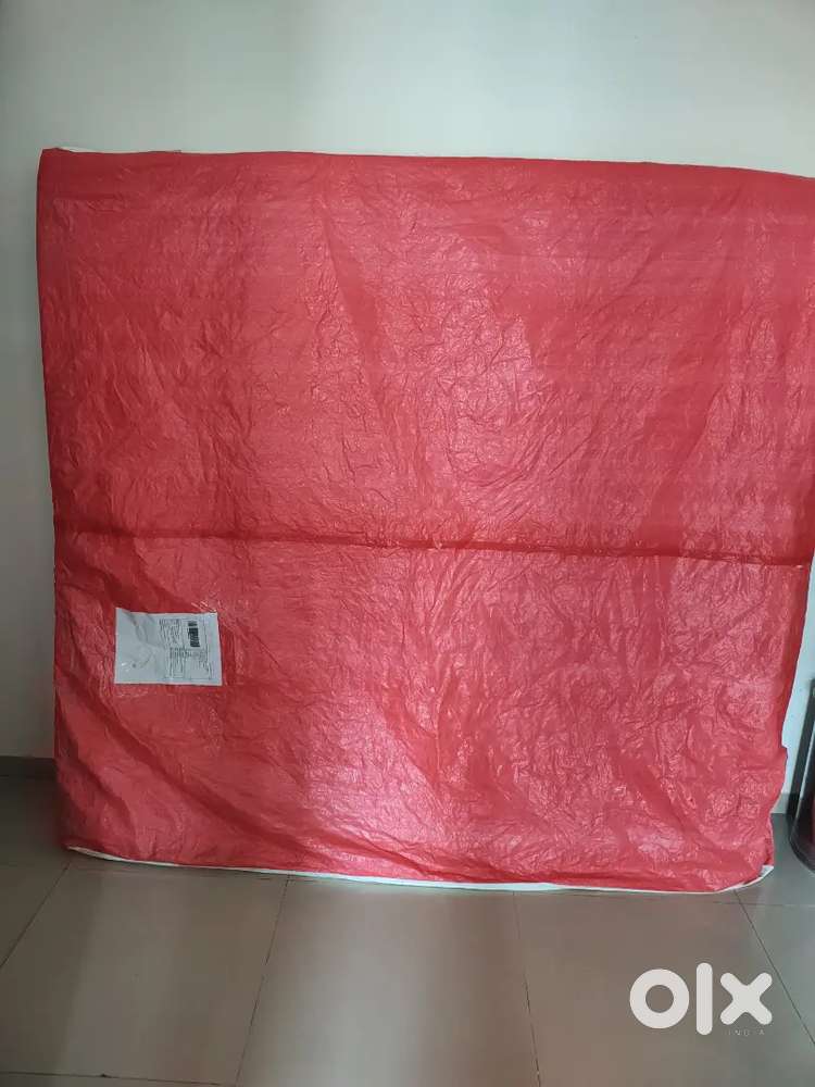 Sleepwell 75*72*5 King size mattress only 1 month used