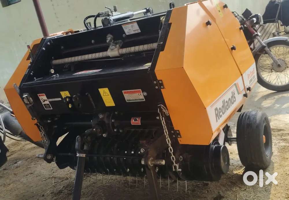 Redlands Round Baler New Michane 2025 very good Michane new