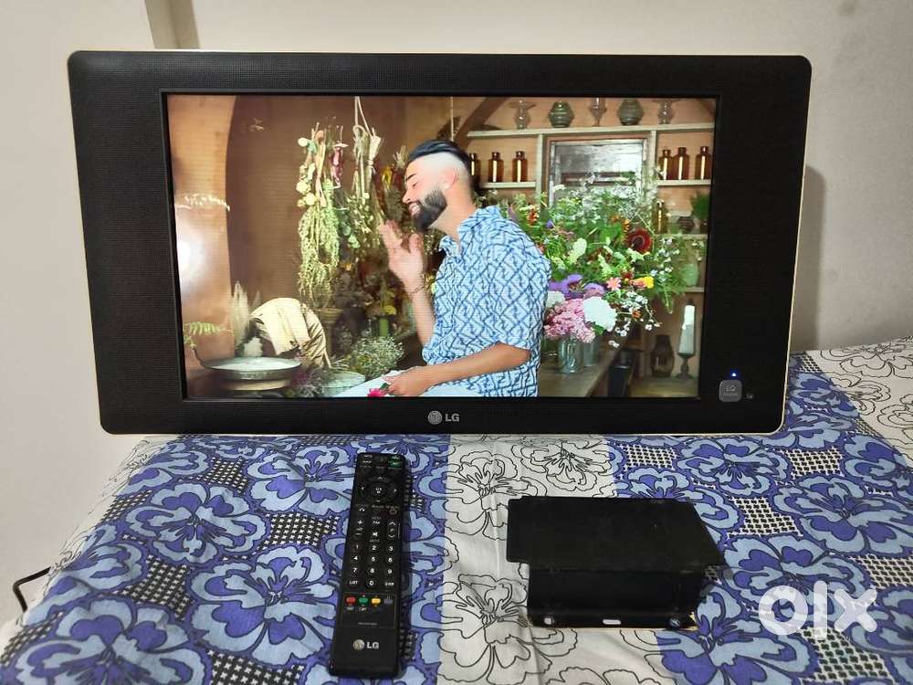 LG 26 inch LCD TV