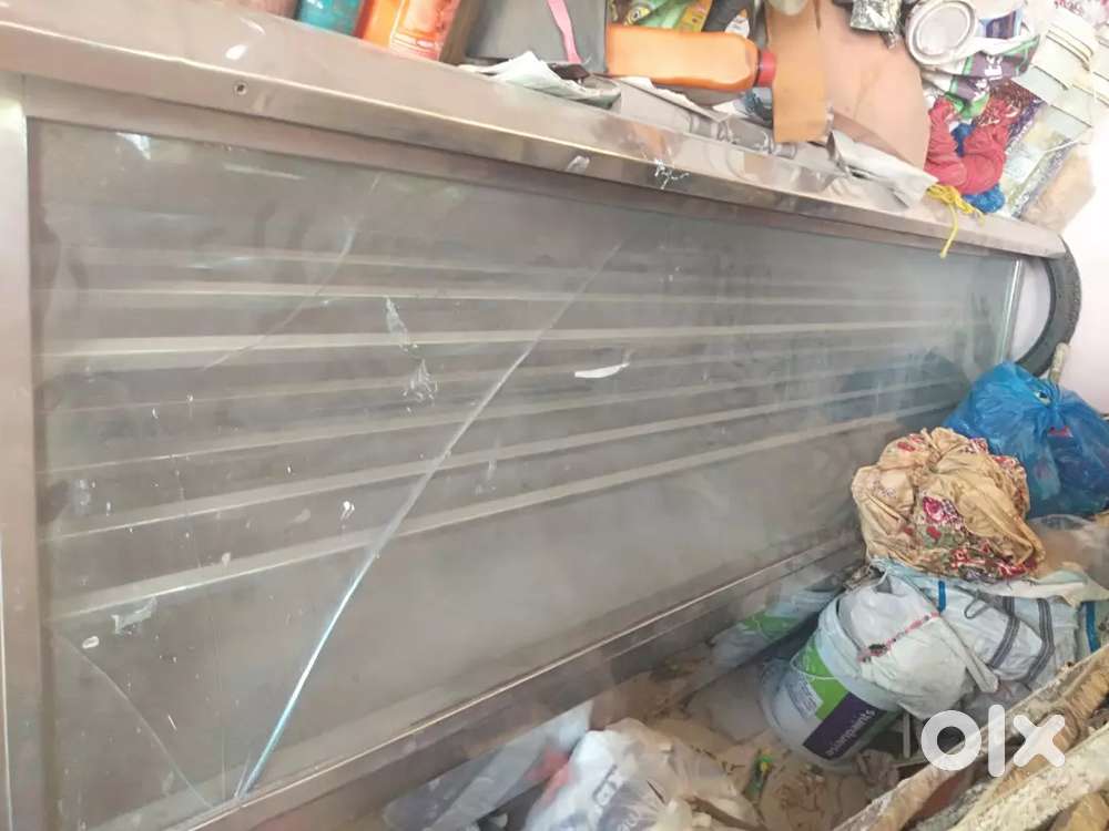 Original Steel se banaa hua freezer mithaai wala vid compresser bikau