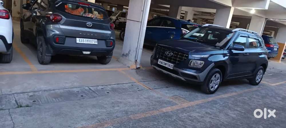 Only 1 car parking for rent